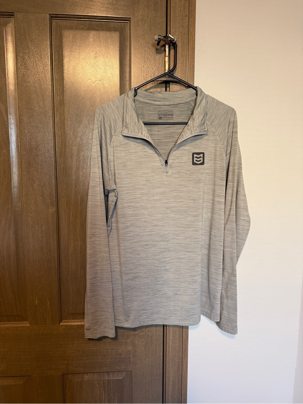 Lightweight Gray Women's Long-Sleeve Quarter Zip Top